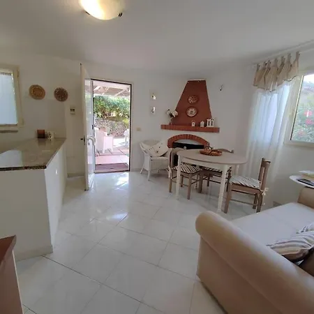 A Porto Rotondo, Con Giardino E Gazebo Appartement *